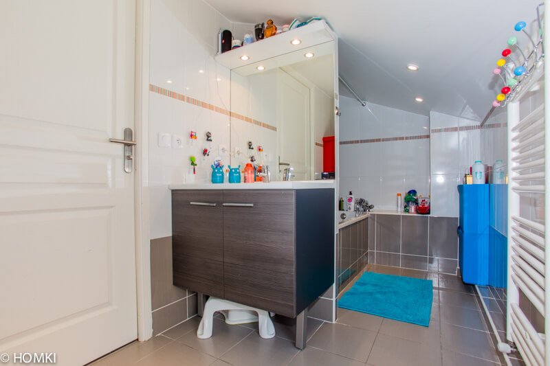 Homki - Vente appartement  de 95.0 m² à Marseille 13008
