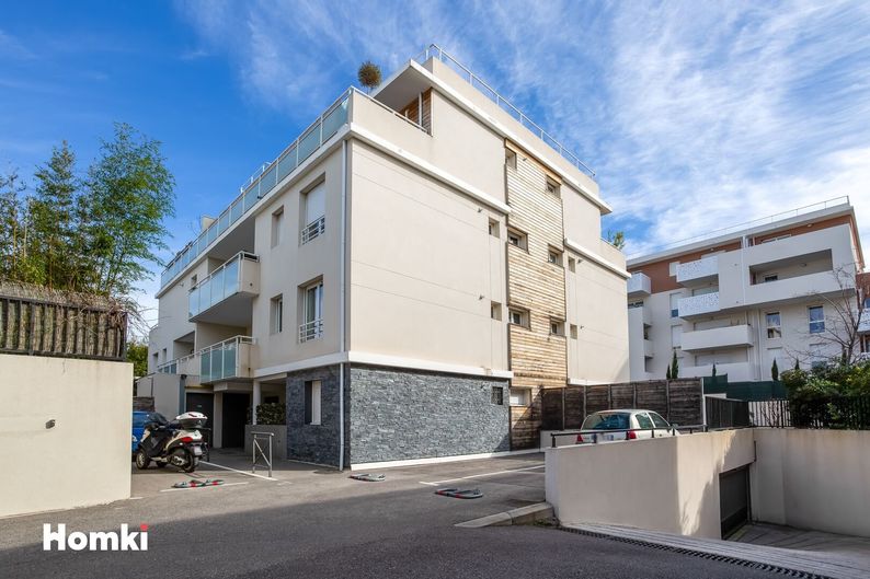 Homki - Vente appartement  de 76.0 m² à Marseille 13009