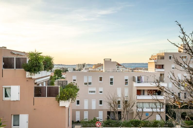 Homki - Vente Appartement  de 105.0 m² à Marseille 13009