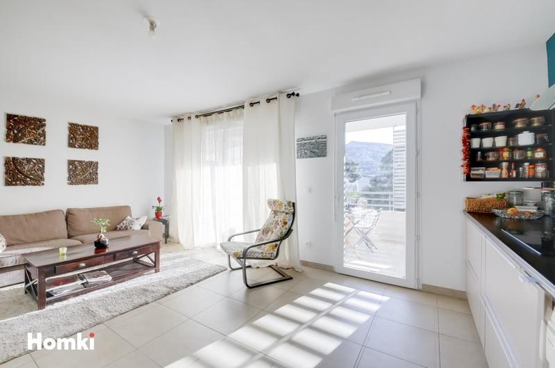 Homki - Vente appartement  de 65.0 m² à Marseille 13009