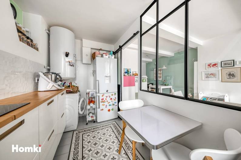 Homki - Vente Appartement  de 65.0 m² à Marseille 13001
