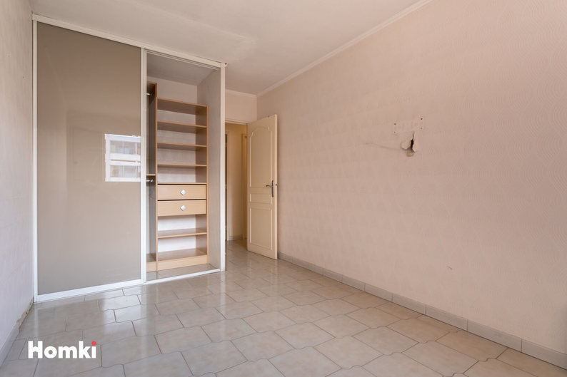 Homki - Vente appartement  de 83.0 m² à Marseille 13008