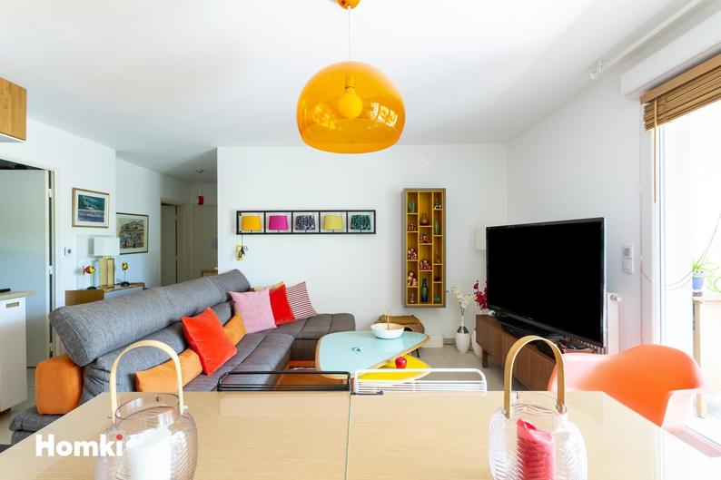 Homki - Vente appartement  de 82.0 m² à Marseille 13008