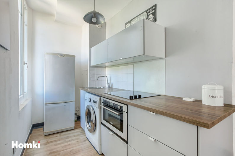 Homki - Vente Appartement  de 58.0 m² à Marseille 13002