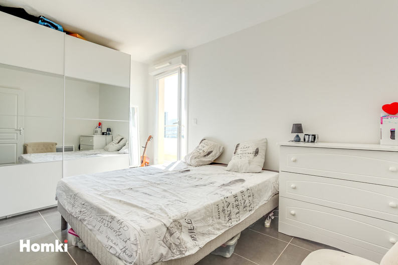 Homki - Vente appartement  de 62.0 m² à Marseille 13005