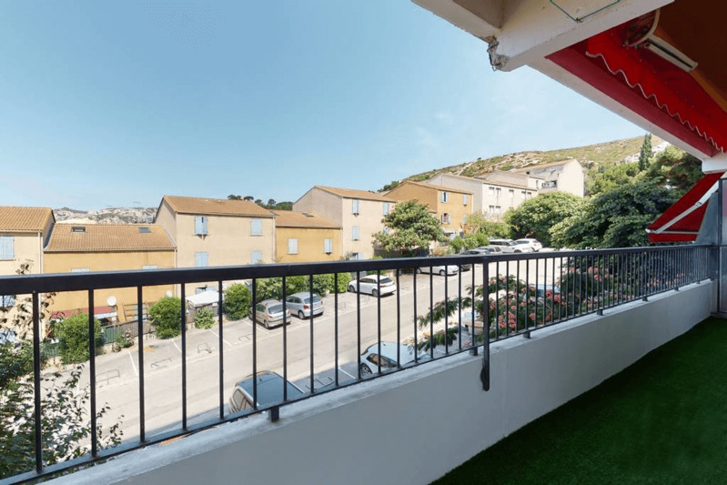Homki - Vente Appartement  de 93.0 m² à Marseille 13016